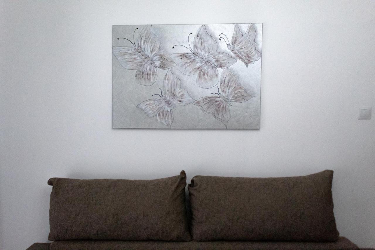 Butterfly Apartment Sibiu Exteriör bild