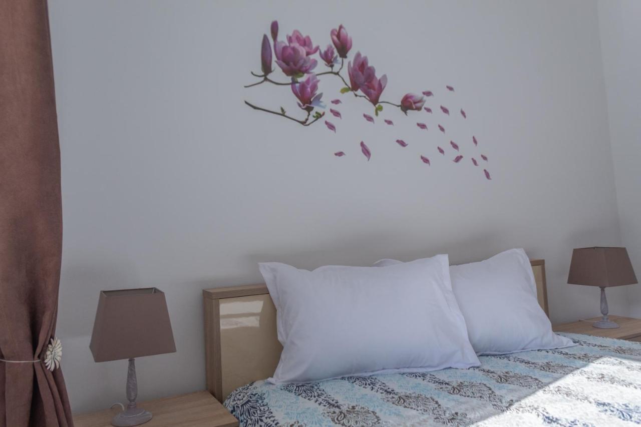 Butterfly Apartment Sibiu Exteriör bild